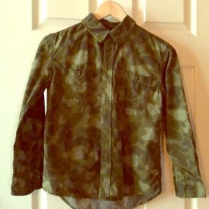 🚫SOLD Camouflage Boys Button Down long sleeve